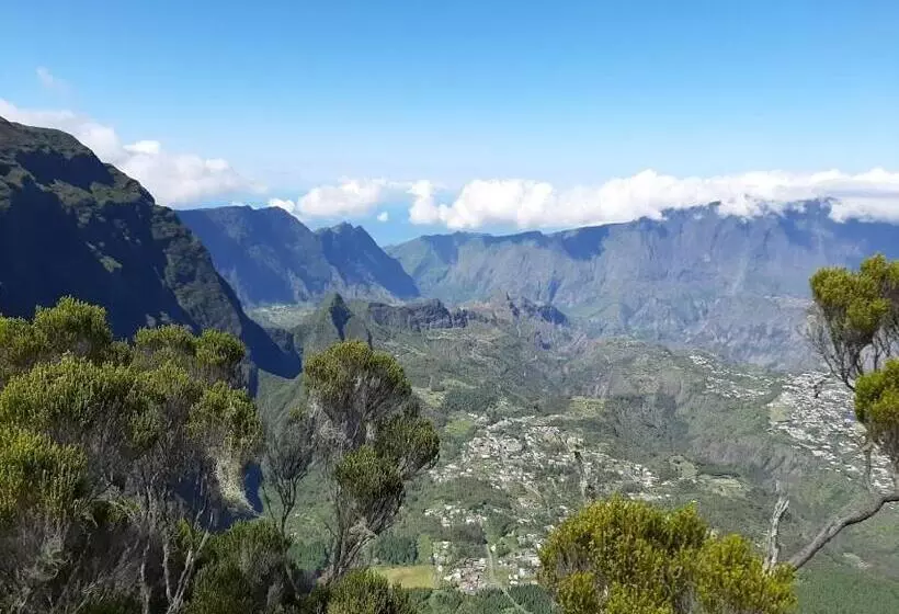 تختخواب و صبحانه Chambres D Hôtes Doris