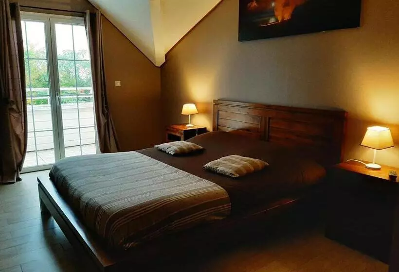 تختخواب و صبحانه Chambres D Hôtes Doris