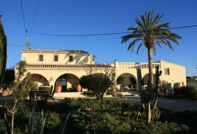 Aamiaismajoitus (B&B) Finca Los Bancales