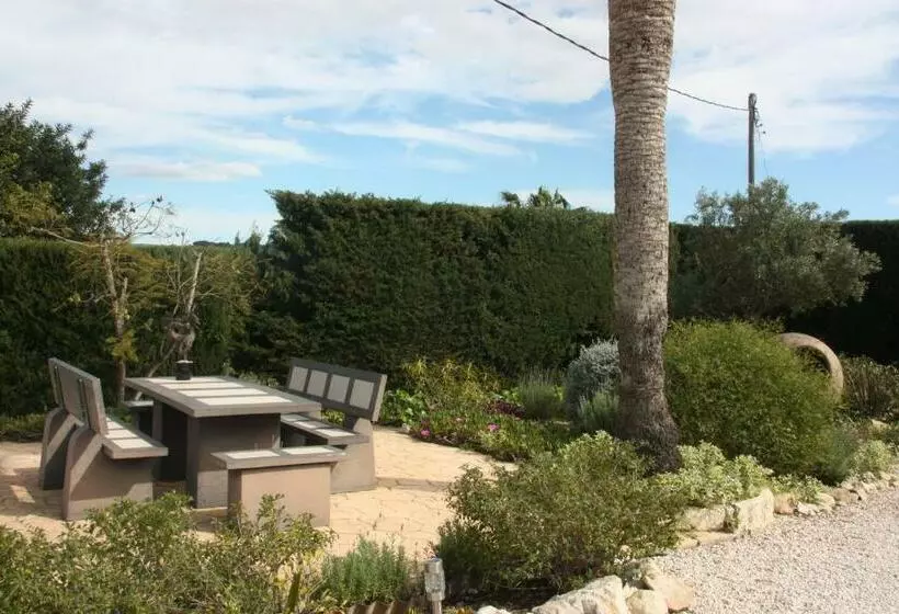 Aamiaismajoitus (B&B) Finca Los Bancales