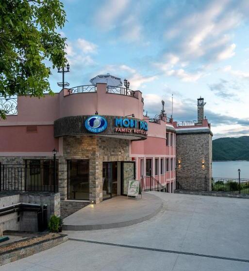 فندق Mobi Dick Family