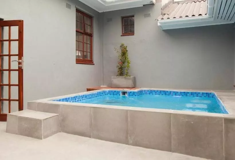 ホテル The City Club