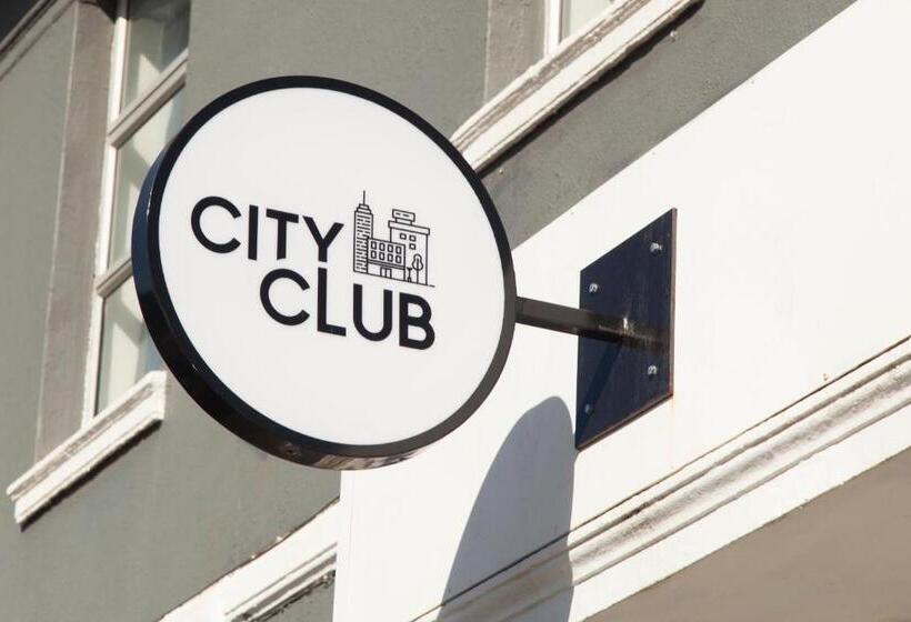 酒店 The City Club
