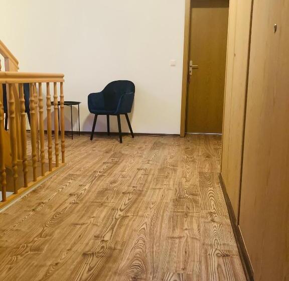 ペンション Caffe Boulevard Penzion