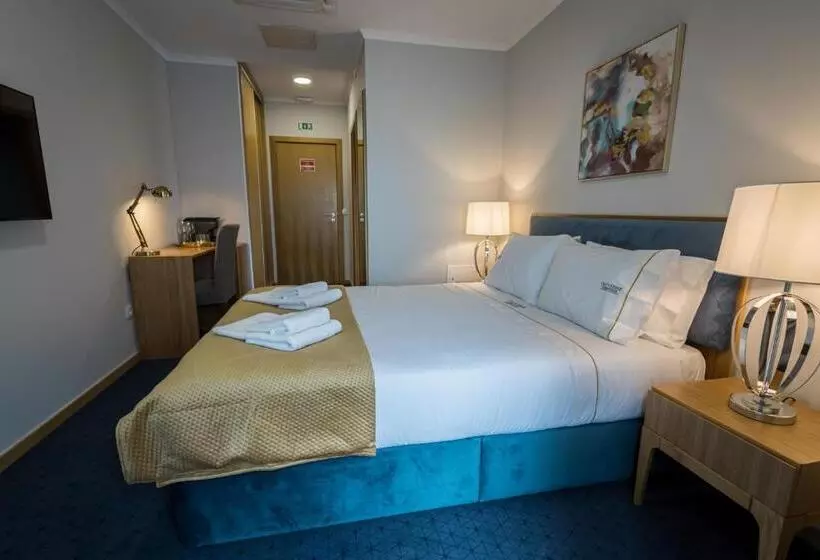 پانسیون Comtesse Lisbonne Guest House By Homing