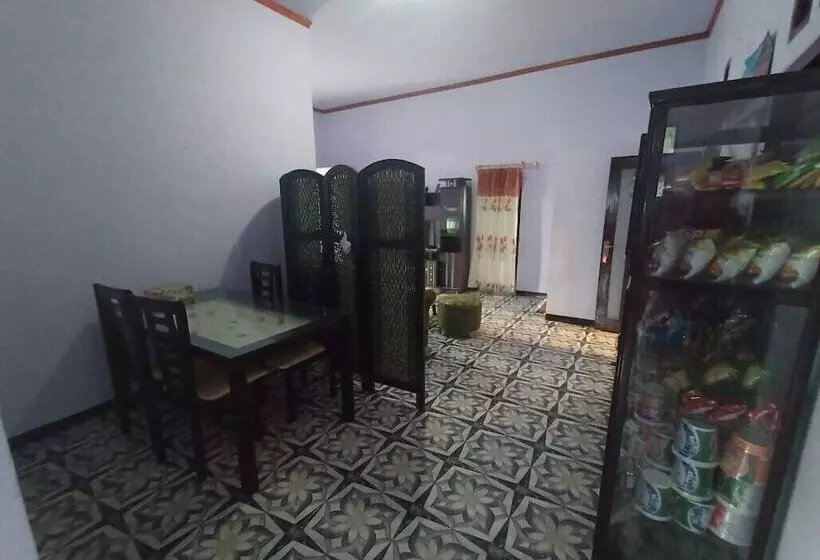 Majatalo Elen Homestay By Abm