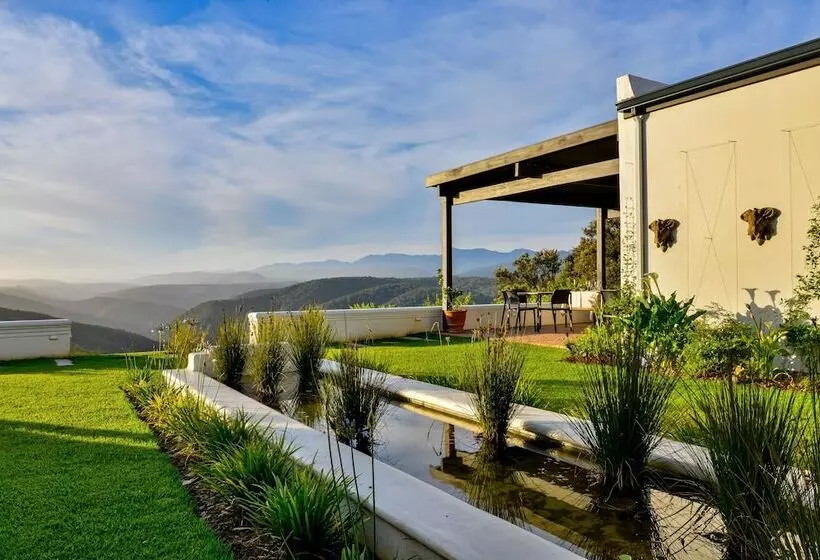 Majatalo Fairview House