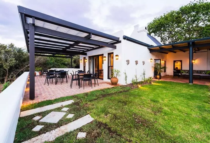 Majatalo Fairview House