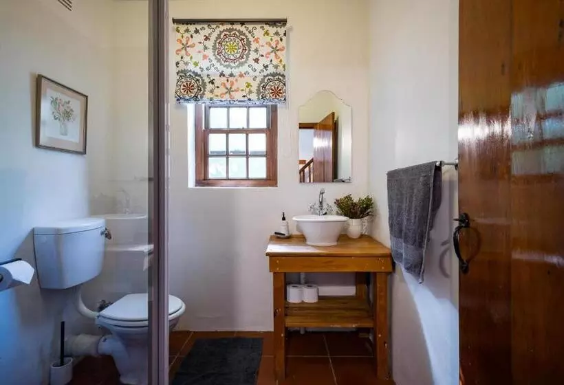 Majatalo Fairview House