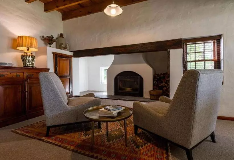 Majatalo Fairview House