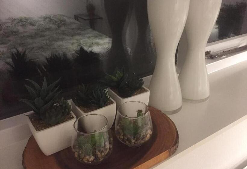 膳宿费 Op Nijverdal