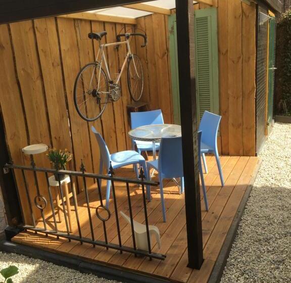 膳宿费 Op Nijverdal