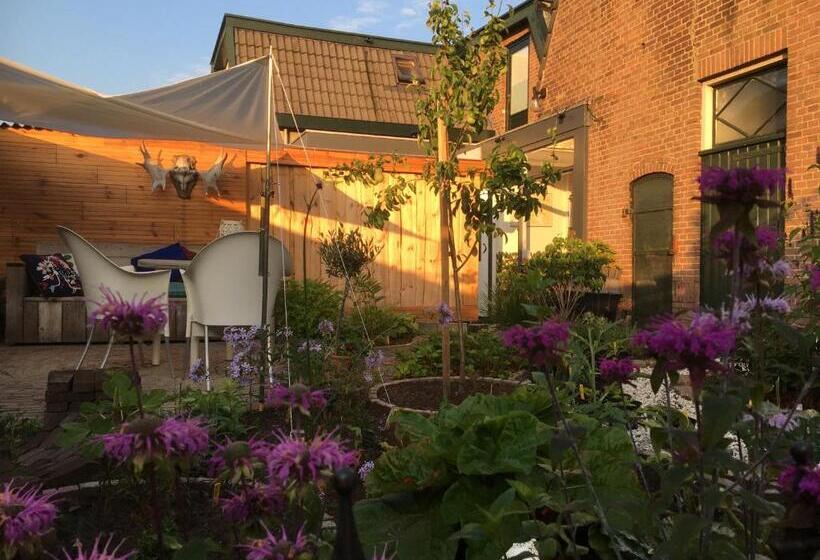 膳宿费 Op Nijverdal