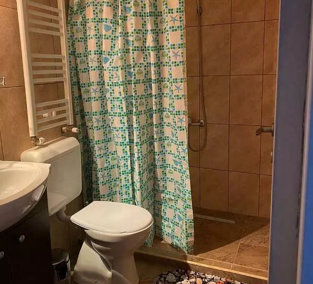 Ullysses Guest House