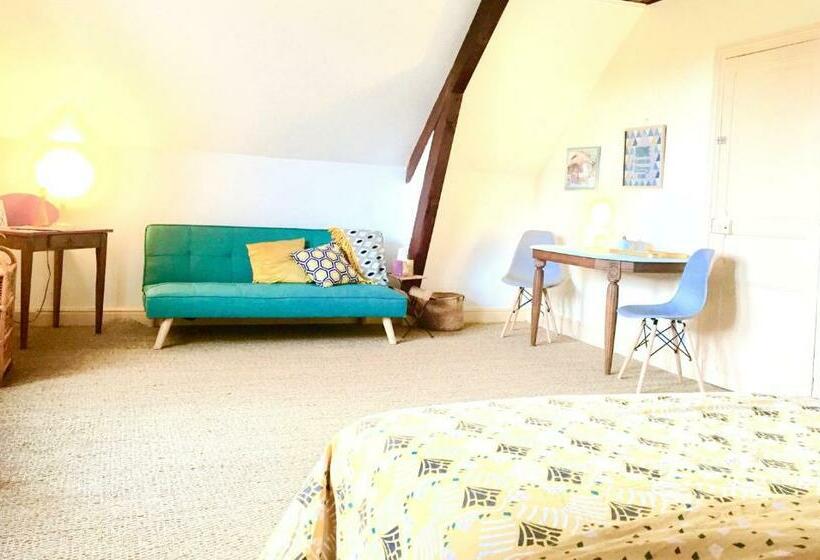 민박 Chambres Chez L Habitant Et Table D Hôtes Crocq Le Vieil Hôtel