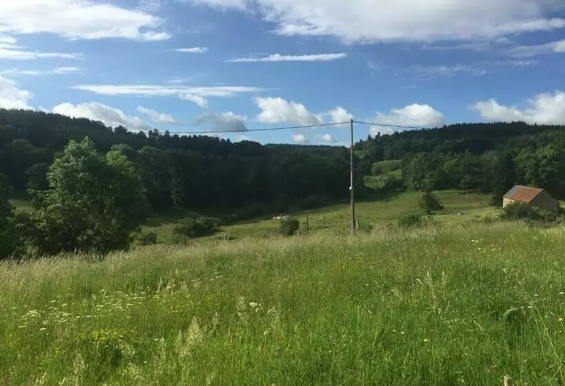 ベッドアンドブレックファースト Chambres Chez L Habitant Et Table D Hôtes Crocq Le Vieil Hôtel