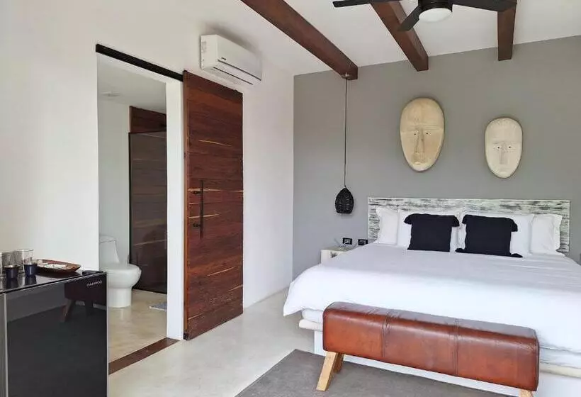 تختخواب و صبحانه El Brujo