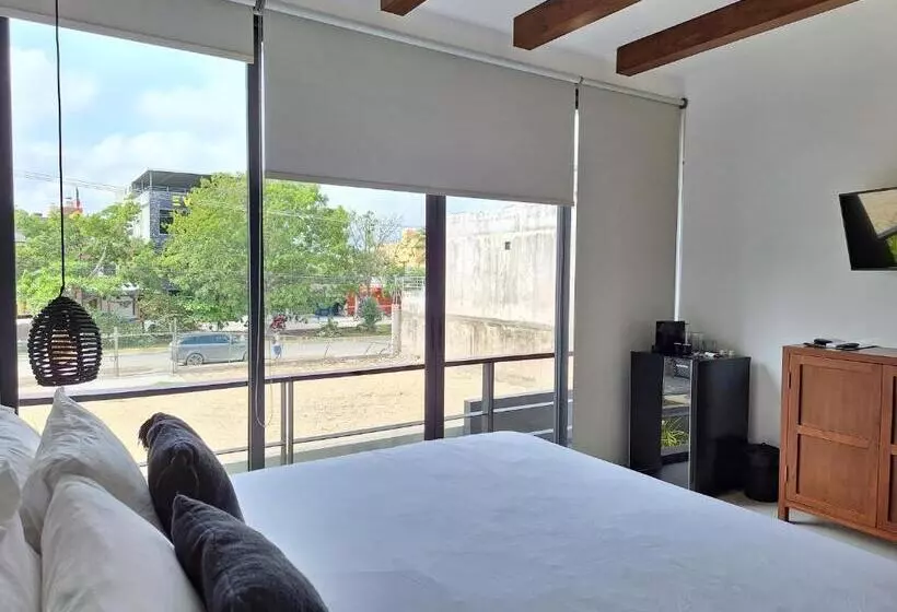 تختخواب و صبحانه El Brujo