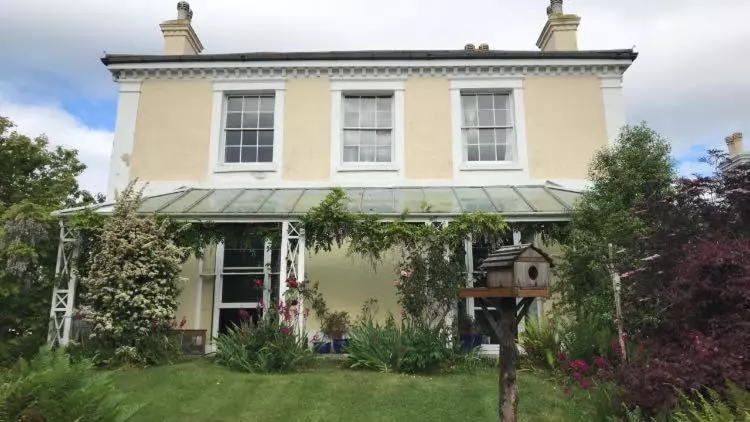 تختخواب و صبحانه Hartree Guest House