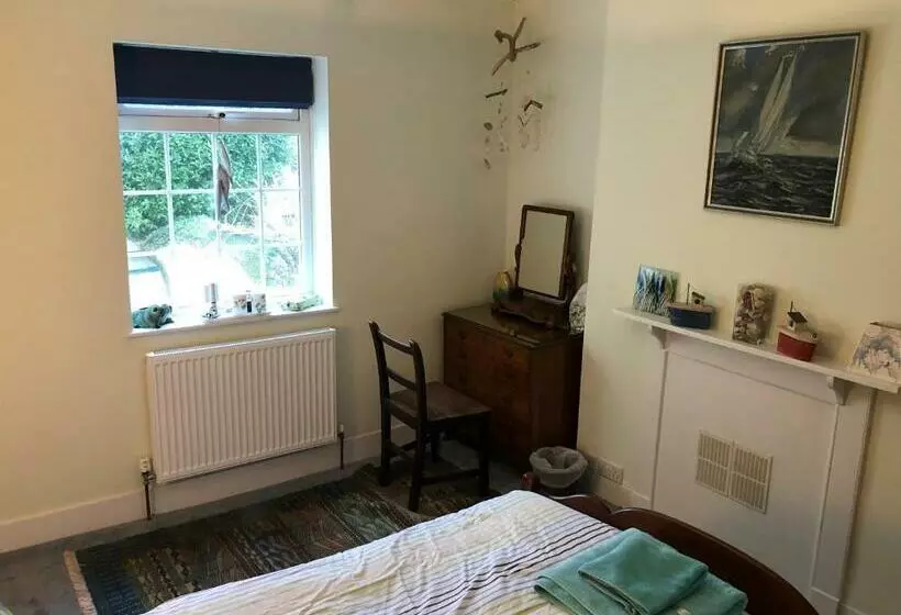 تختخواب و صبحانه Hartree Guest House
