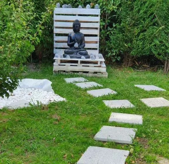 Aamiaismajoitus (B&B) Verolithos