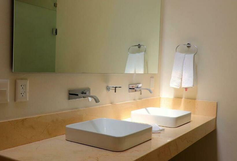 فندق Lydmar Boutique