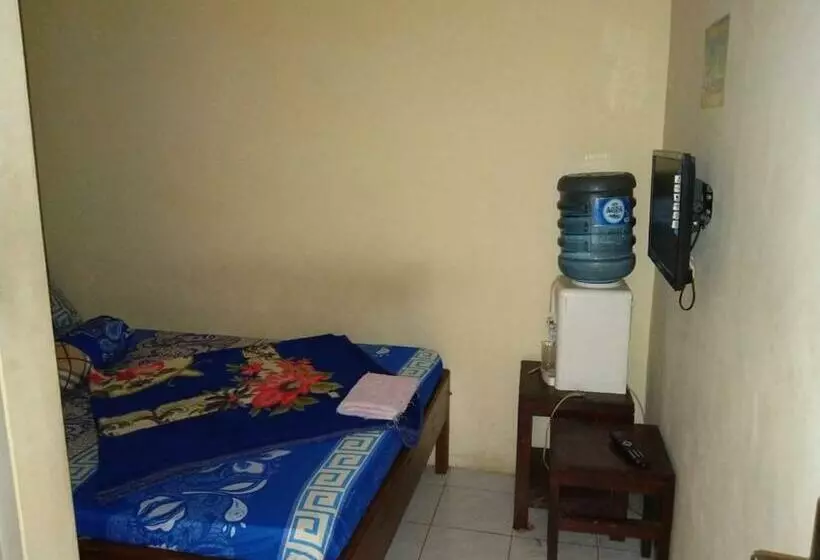 Pensió Villa 3 Putri 39