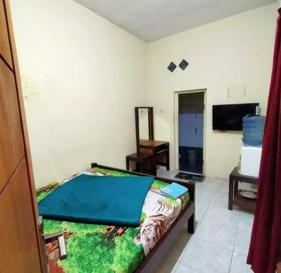 Pensió Villa 3 Putri 39
