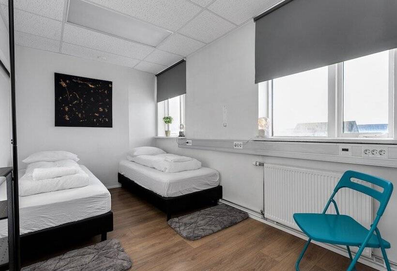 هاستل Bank Guesthouse