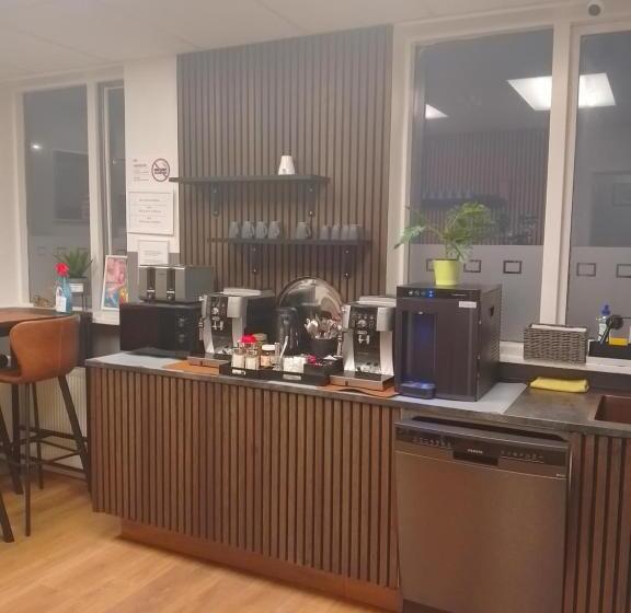 هاستل Bank Guesthouse