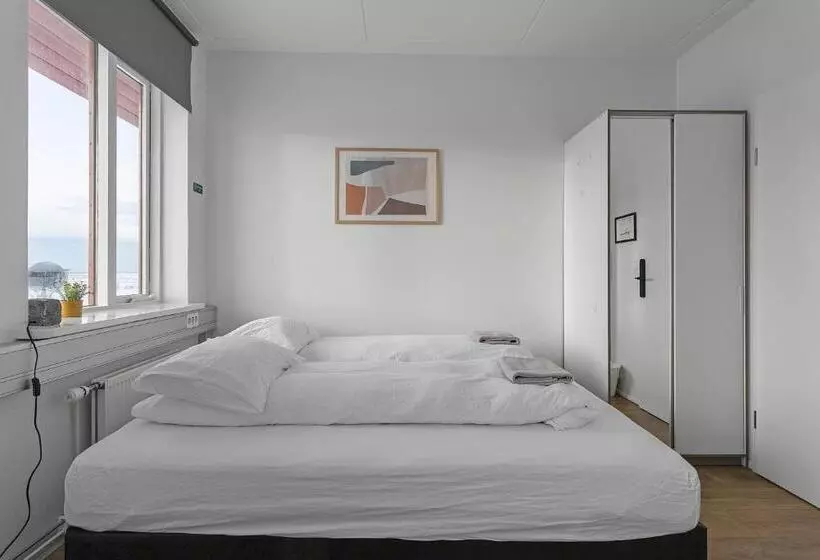 هاستل Bank Guesthouse