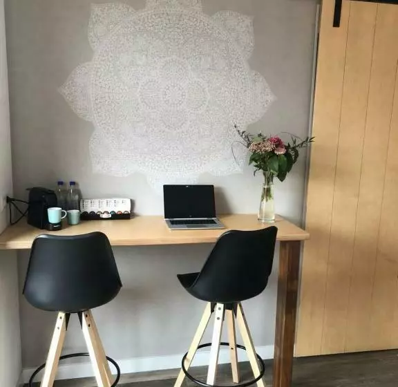 ベッドアンドブレックファースト De Susel