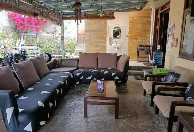 Aamiaismajoitus (B&B) Chacha Homestay & Dormitory