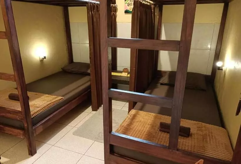 Aamiaismajoitus (B&B) Chacha Homestay & Dormitory