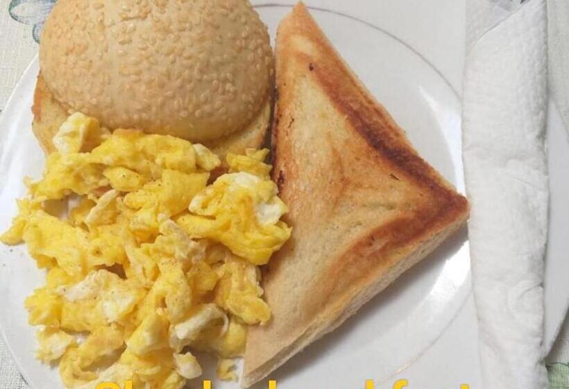 Bed and Breakfast Chacha Homestay & Dormitory