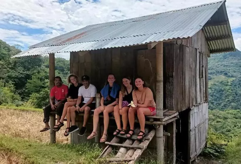 Aamiaismajoitus (B&B) Chacha Homestay & Dormitory