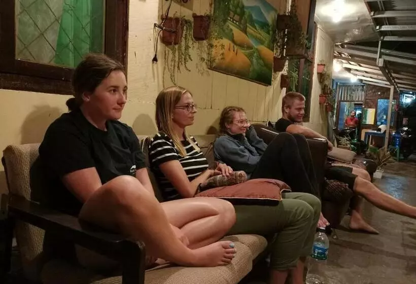 Aamiaismajoitus (B&B) Chacha Homestay & Dormitory