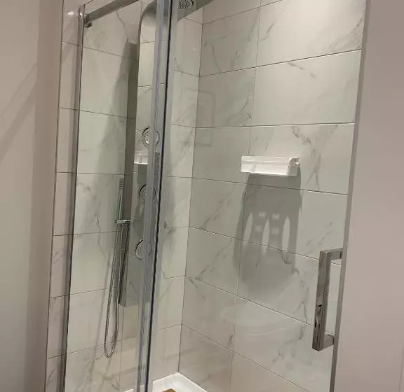 La Bohème   Bed & Breakfast