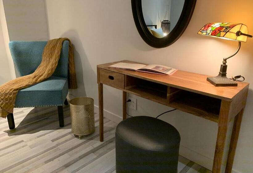 La Bohème   Bed & Breakfast