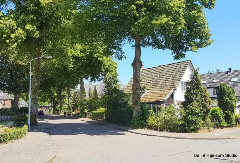 پانسیون De Til Heelsum