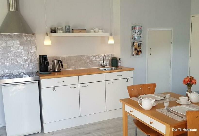 펜션 De Til Heelsum