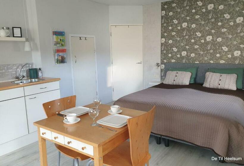 펜션 De Til Heelsum