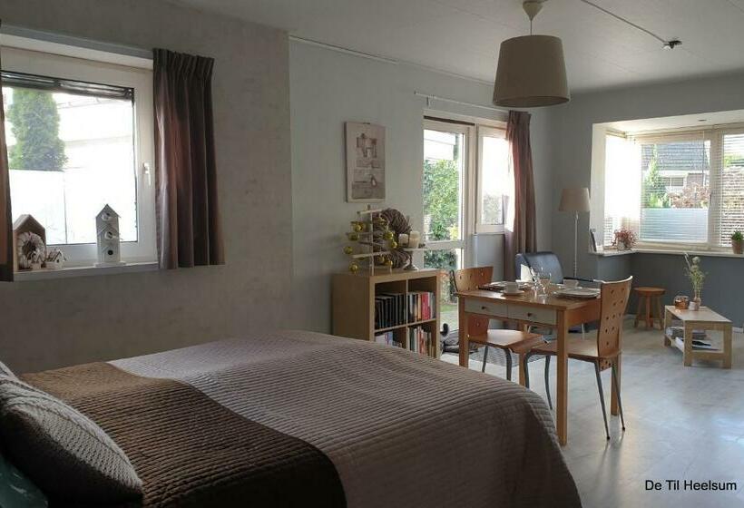 펜션 De Til Heelsum