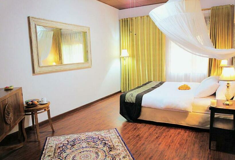 ペンション Kandjeng Puri Kailas Canggu