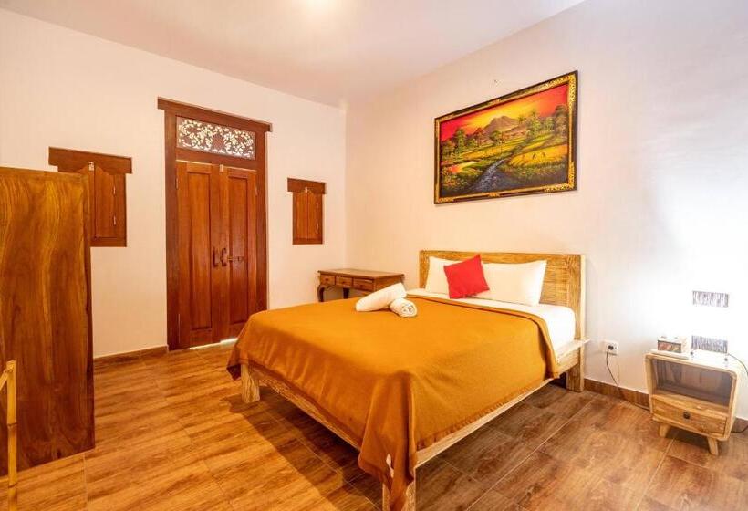 פנסיון Pondok Juli Canggu