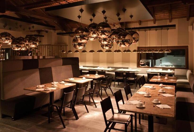 בית מלון כפרי Alexander Charme