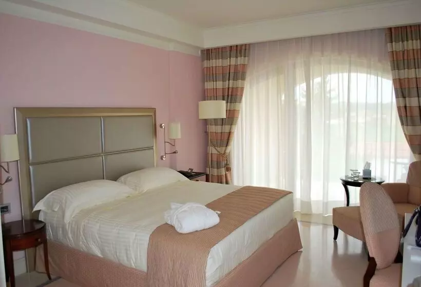 Hotelli Best Western Premier Villa Fabiano Palace