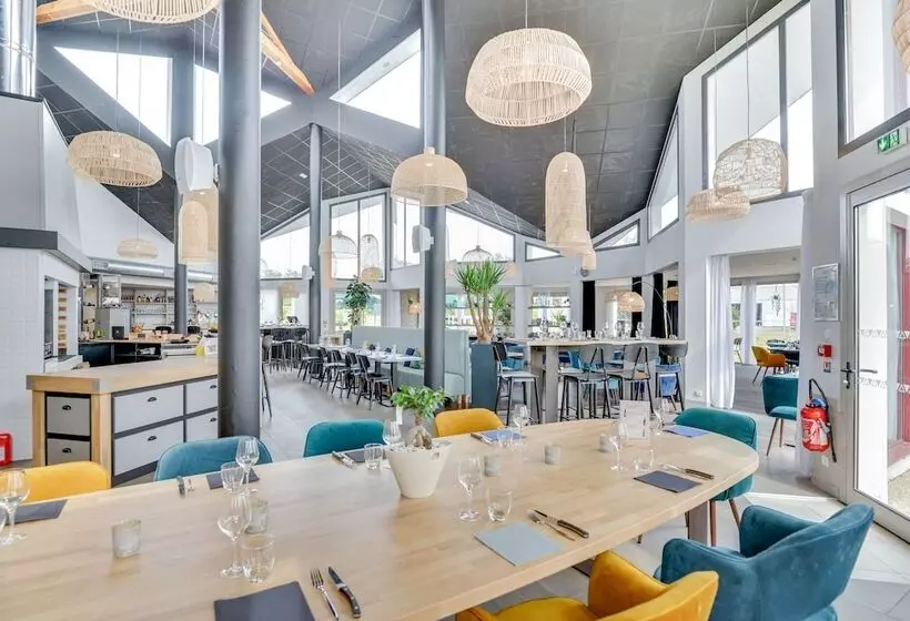 Brit Hotel Au Pays De Vitré