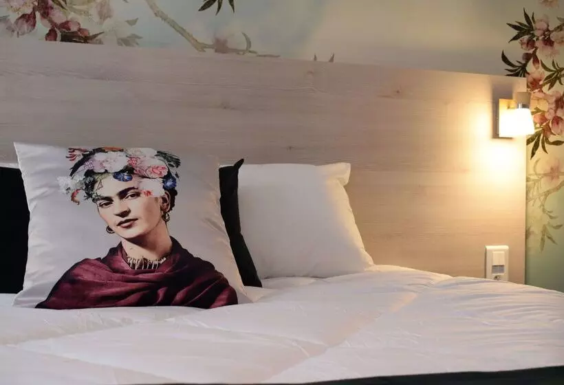 Brit Hotel Au Pays De Vitré