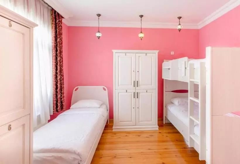 Otel Bucoleon By Cheers